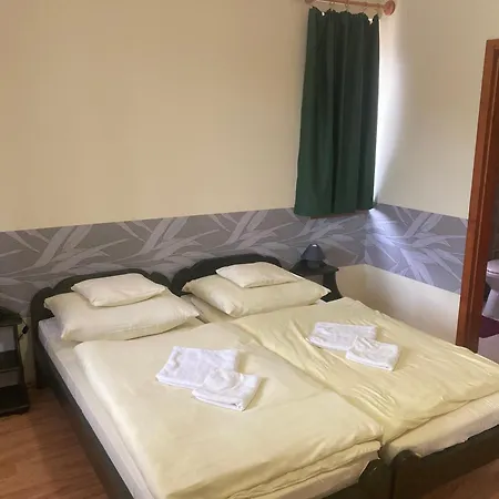 Bazilika Vendeghaz * Tarcal