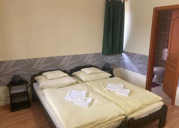 Bazilika Vendeghaz 3* Тарцаль
